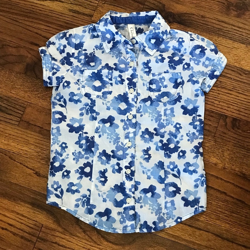 Cherokee Blue Flower Floral Print Blouse 
Size Small 6 / 7 
Hawaiian Button Down - Picture 2 of 12